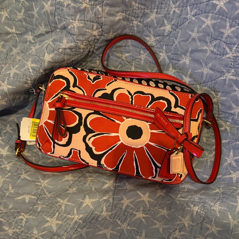 NWT Coach poppy handbag